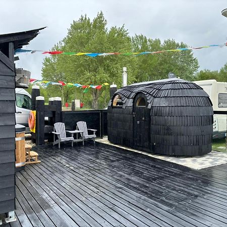 Houseboat Uitzicht Over Veluwemeer, Natuurlokatie, Prachtige Vergezichten بيدينغويزين المظهر الخارجي الصورة
