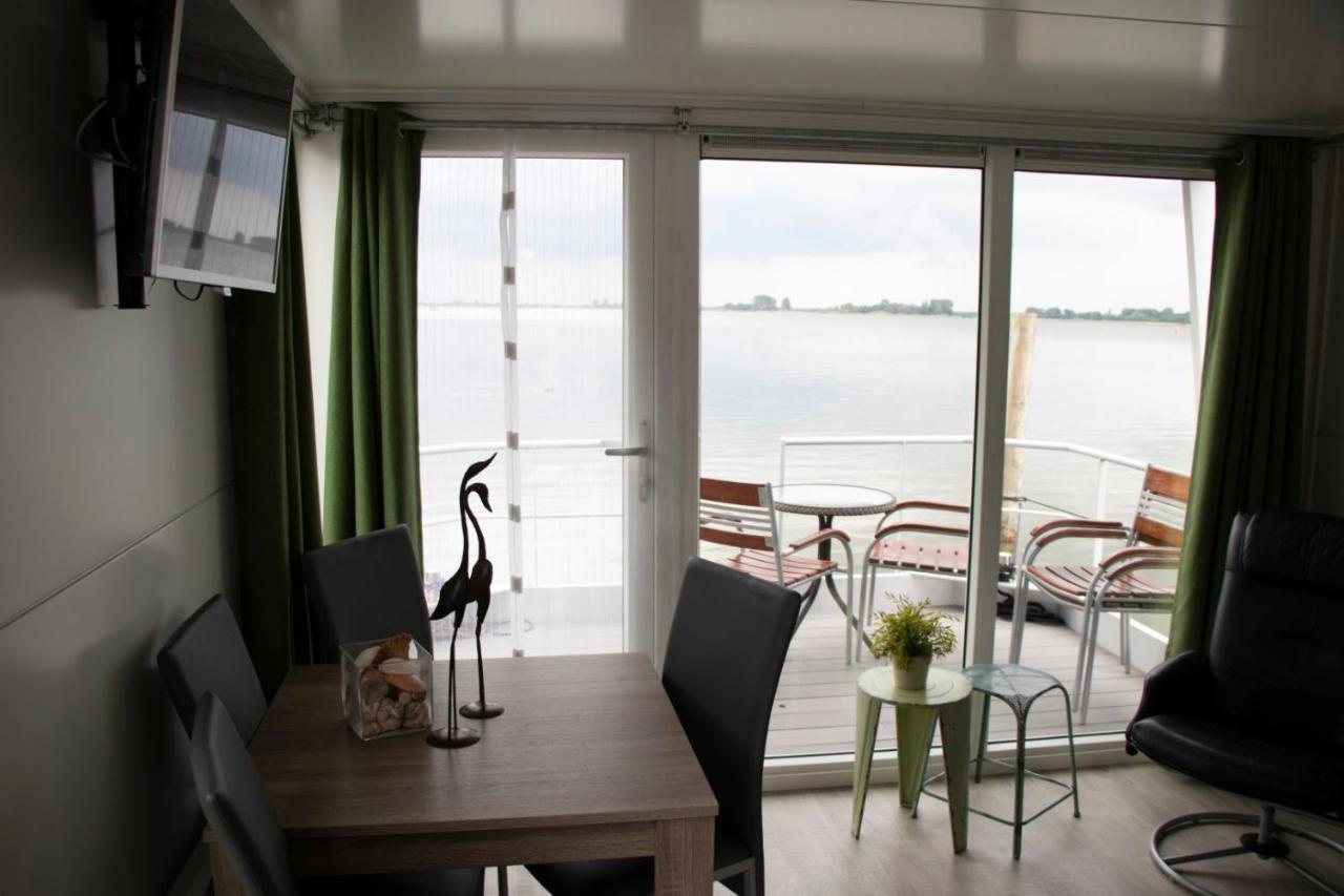 Houseboat Uitzicht Over Veluwemeer, Natuurlokatie, Prachtige Vergezichten بيدينغويزين المظهر الخارجي الصورة