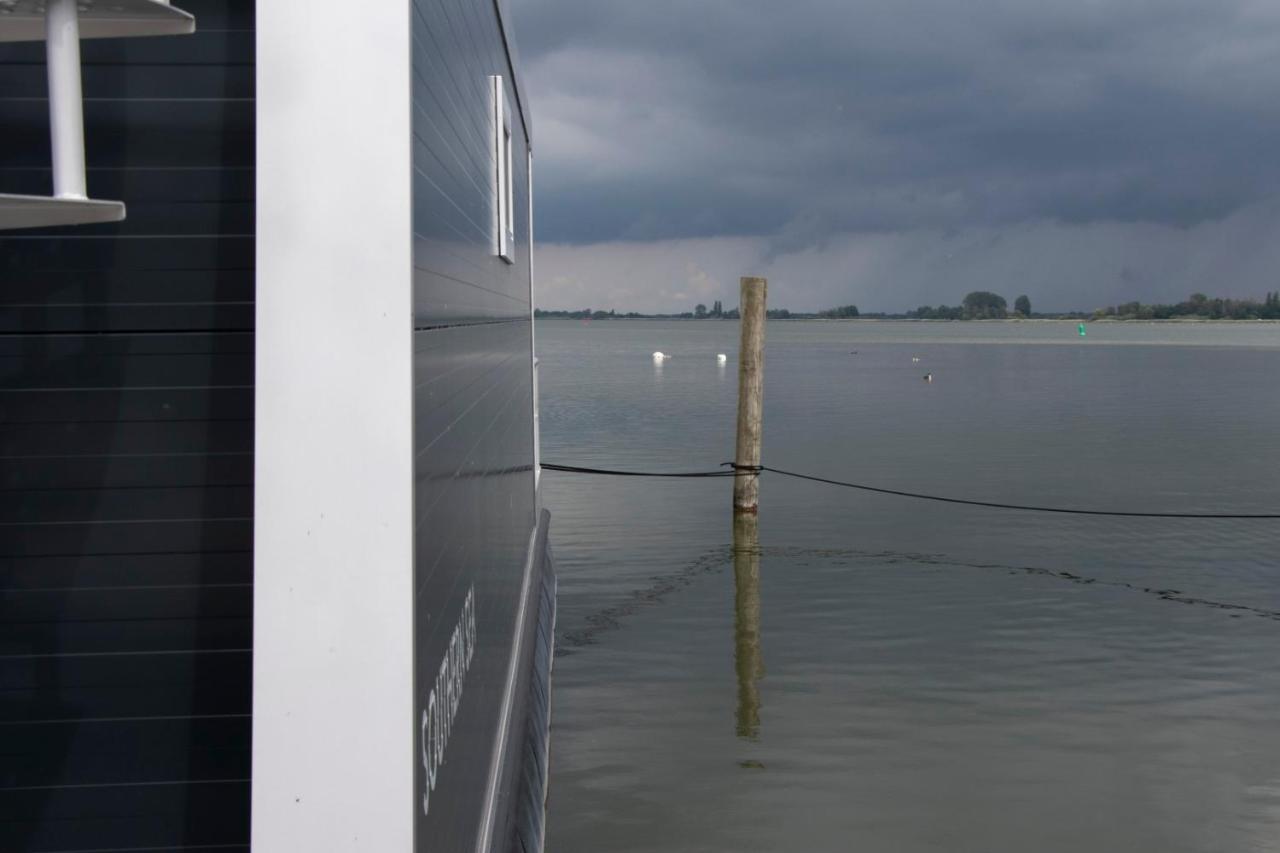 Houseboat Uitzicht Over Veluwemeer, Natuurlokatie, Prachtige Vergezichten بيدينغويزين المظهر الخارجي الصورة