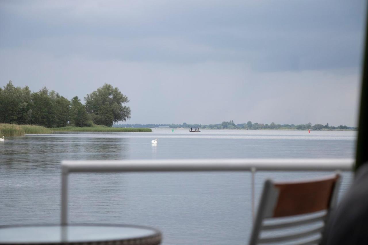 Houseboat Uitzicht Over Veluwemeer, Natuurlokatie, Prachtige Vergezichten بيدينغويزين المظهر الخارجي الصورة