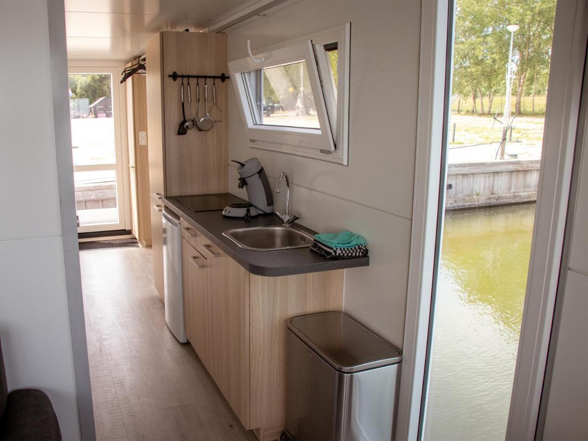 Houseboat Uitzicht Over Veluwemeer, Natuurlokatie, Prachtige Vergezichten بيدينغويزين المظهر الخارجي الصورة
